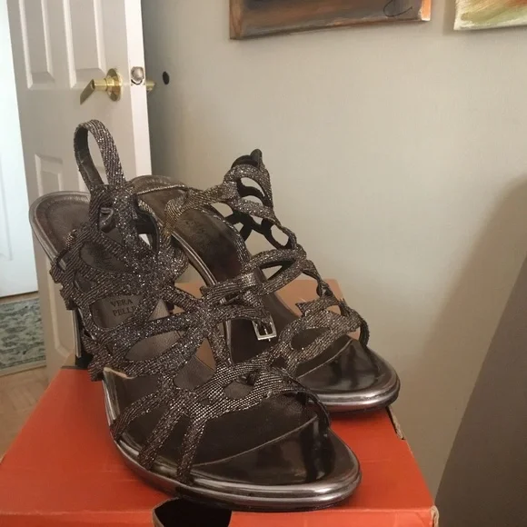 Summer Sundal - Picture 4 of 5